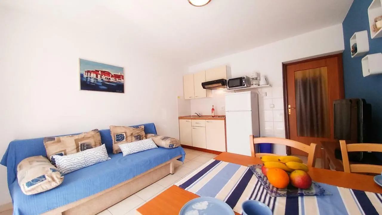 Sunny Apartment Valbandon Fažana