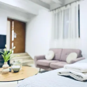  Appartamento With Free Parking